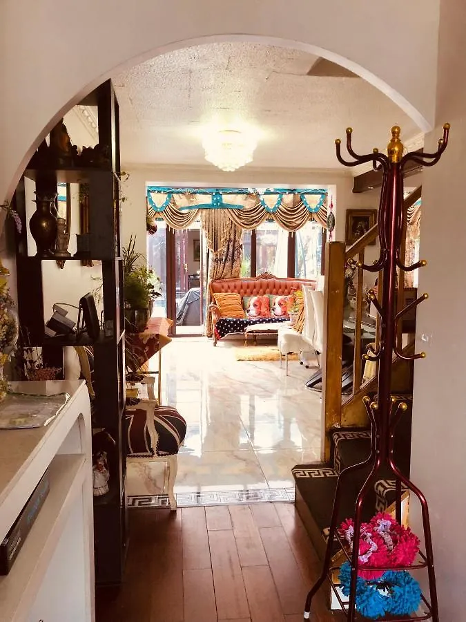 Сasa de vacaciones Cheerful 4 Bedroom House With Garden Free Parking Londres Reino Unido